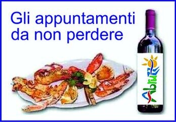 L’Abruzzo è una terra ricca di tradizioni che ogni anno si rinnovano attraverso eventi capaci di raccontarne l’identità più autentica. Tra gli appuntamenti più conosciuti spicca la Perdonanza Celestiniana dell’Aquila, antica celebrazione istituita da Papa Celestino V nel 1294, oggi Patrimonio UNESCO, che trasforma il capoluogo in un grande palcoscenico di cultura, spiritualità e rievocazioni storiche. Altro evento di grande richiamo è la Giostra Cavalleresca di Sulmona, spettacolare torneo in costume che riporta in vita l’atmosfera rinascimentale tra sfide, cortei e figuranti in abiti d’epoca. Nel teramano, la Festa dei Serpari di Cocullo, dedicata a San Domenico, continua ad attirare visitatori da tutto il mondo grazie al suo rito unico e ancestrale, che unisce religiosità e folklore in un contesto affascinante e suggestivo. Accanto alle celebrazioni storiche, l’Abruzzo è animato anche da fiere e manifestazioni che valorizzano le eccellenze enogastronomiche e artigianali della regione. Il Festival di Sant’Antonio Abate di Scanno, con i suoi fuochi e antichi canti, è un esempio di festa popolare che conserva ancora un forte valore identitario. Tra gli appuntamenti più attesi dagli appassionati di sapori tipici spiccano la Sagra degli Arrosticini, organizzata in diversi comuni, e la Mostra dell’Artigianato Artistico Abruzzese di Guardiagrele, una delle fiere più prestigiose del centro Italia, dove maestri ceramisti, orafi, ferrai e intagliatori si riuniscono per esporre creazioni di altissimo livello. Questi eventi rappresentano momenti irrinunciabili per chi desidera scoprire l’anima dell’Abruzzo attraverso le sue tradizioni, i suoi mestieri e i suoi sapori.