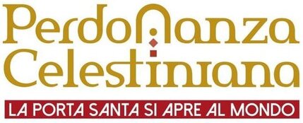 La Perdonanza ad Abbateggio (Pe). La Perdonanza di Abbateggio, che si tiene ogni anno in provincia di Pescara, è una delle tradizioni più radicate e sentite del folklore abruzzese. Questa festa popolare si distingue per il suo connubio tra devozione religiosa e manifestazioni di tradizione popolare, dando vita a un evento che celebra l’identità culturale e spirituale del paese. Le origini di questa festa risalgono al Medioevo, quando il culto della Madonna di Loreto divenne il fulcro della devozione dei fedeli locali. Ogni anno, in un’atmosfera di grande partecipazione, la comunità si riunisce per rendere omaggio alla Madonna e rinnovare un legame profondo con la propria storia. La Perdonanza si sviluppa attraverso una serie di cerimonie religiose che si svolgono durante il corso della festa, ma il suo significato va ben oltre il momento liturgico. La processione religiosa che attraversa le strade di Abbateggio è il cuore pulsante della festa, e i fedeli portano in giro la statua della Madonna, recitando preghiere e canti che risuonano nelle vie del paese. Questo momento di riflessione e devozione è accompagnato dalla partecipazione sentita e corale della popolazione, che vede nella Perdonanza un’occasione di purificazione spirituale e di rinnovo del legame con la propria comunità. Oltre alla dimensione religiosa, la Perdonanza ad Abbateggio è un’espressione di tradizioni folkloristiche che si tramandano da generazioni. La musica e le danze popolari sono un elemento distintivo della festa, e durante le celebrazioni non mancano i gruppi folkloristici che si esibiscono in canti e balli tipici. Le melodie, che raccontano la vita di un tempo, accompagnano i festeggiamenti, creando un’atmosfera di allegria e di condivisione. I costumi tradizionali, ricchi di dettagli, rappresentano il passato contadino e rurale di Abbateggio, facendo rivivere nei partecipanti un forte senso di identità e appartenenza. La gastronomia è un altro pilastro della Perdonanza, che si distingue per i piatti tipici della cucina abruzzese. Durante la festa, le tavole si riempiono di cibi preparati secondo ricette antiche, che raccontano la vita quotidiana di un tempo. Piatti come "ciccioli", "scrippelle" e "sagne" vengono preparati con ingredienti semplici ma dal sapore ricco, simbolo della generosità e dell’accoglienza tipiche della cultura abruzzese. Il cibo diventa così un veicolo di socializzazione, che favorisce il ritrovo tra le persone, rafforzando il legame tra i membri della comunità e con i propri antenati. La Perdonanza di Abbateggio, quindi, è molto più di una semplice festa religiosa; è una celebrazione della tradizione e della cultura popolare che ha radici profonde nella storia del paese. Essa rappresenta un momento di incontro e di festa, ma anche di riflessione e di continuità, in cui la memoria storica e il patrimonio culturale vengono tramandati con amore e rispetto. Ogni anno, la Perdonanza rinnova l’impegno della comunità a mantenere vive le proprie tradizioni, facendo in modo che le nuove generazioni possano apprezzare e partecipare a una celebrazione che, sebbene ancorata al passato, continua a essere una vivace espressione del presente.