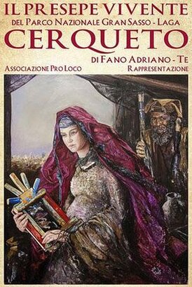 A Cerqueto, frazione di Fano Adriano, la tradizione del Presepe Vivente è una delle manifestazioni più sentite e radicate nella comunità locale. Ogni anno, il 3 gennaio, il piccolo borgo montano si trasforma in un palcoscenico vivente che rende omaggio alla Natività di Gesù. Circondato dalle montagne maestose del Gran Sasso, il paesaggio naturale diventa il perfetto sfondo per questa rappresentazione che coniuga spiritualità e folklore. La luce delle torce, che accende le viuzze del paese, crea un’atmosfera magica e suggestiva, facendo sembrare il borgo un luogo senza tempo, immerso nel mistero e nella sacralità del Natale. La preparazione del Presepe Vivente coinvolge l’intera comunità. Con grande devozione e passione, circa duecento figuranti, tutti abitanti di Cerqueto, prendono parte a questo evento, che non è solo una rappresentazione teatrale, ma un vero e proprio atto collettivo. La tradizione vuole che ogni partecipante interpreti un ruolo specifico, dai pastori agli angeli, dai re magi ai semplici contadini. In questo modo, ogni angolo del borgo prende vita, e ogni figura contribuisce a rendere l’atmosfera più autentica e commovente. La rappresentazione si distingue per la sua capacità di raccontare la Natività non solo attraverso la nascita di Gesù, ma anche ripercorrendo alcuni passaggi fondamentali della storia biblica. Si va dalla creazione del mondo alla storia di Abramo, fino ad arrivare all’annuncio dell’arcangelo Gabriele e alla nascita del Salvatore. Ogni scena è preparata con attenzione ai dettagli, cercando di rendere il più possibile realistica l’esperienza per i visitatori. Grazie alla partecipazione attiva degli abitanti e alla cura nelle scenografie, il Presepe Vivente di Cerqueto è divenuto un appuntamento imperdibile per chiunque voglia immergersi nella tradizione religiosa e folcloristica della zona. Iniziato nel 1965, questo evento ha visto crescere ogni anno il suo seguito, diventando uno dei Presepi viventi più noti e amati di tutta la regione. La sua fama è ormai consolidata, e ogni anno richiama migliaia di visitatori che, incuriositi dalla bellezza e dall’autenticità della rappresentazione, giungono da ogni parte d’Abruzzo. Ma la manifestazione non è solo un atto religioso, è anche un’occasione di incontro e di condivisione per la comunità di Cerqueto, che in questo evento trova una forma di espressione culturale e di rafforzamento dei legami sociali. Il Presepe Vivente di Cerqueto è un’esperienza che coinvolge tutti i sensi. L’inizio della rappresentazione coincide con l’arrivo dell’ora gelida del tramonto, quando l’aria profuma di cioccolata calda, che viene offerta dai membri della Pro Loco insieme ai dolci tipici del paese, come i pepatelli e i caggionetti. Questo momento di calore e accoglienza è parte integrante di un evento che è un incontro tra fede, tradizione e convivialità, in cui la comunità di Cerqueto si fa custode di un patrimonio culturale che affonda le radici nel passato e si rinnova ogni anno con entusiasmo e partecipazione.